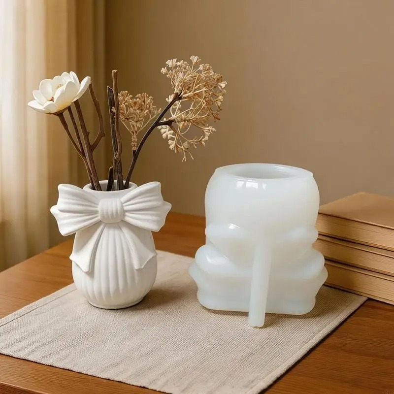Bowknot Striped Vase Silicone  - Beeswax Taper Candle recension och pris